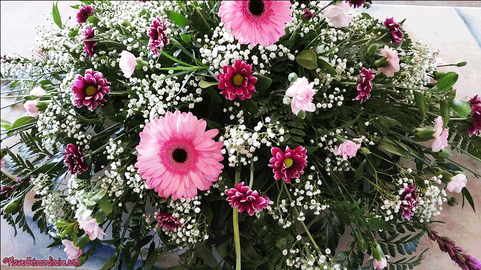 flowers for events, flowers for holidays, flowers for weddings, flowers for funerals, florist in Grand Junction CO Holiday flowers, wedding flowers, sympathy flowers
